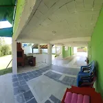 Casarao Na Praia Maranduba C Jardim